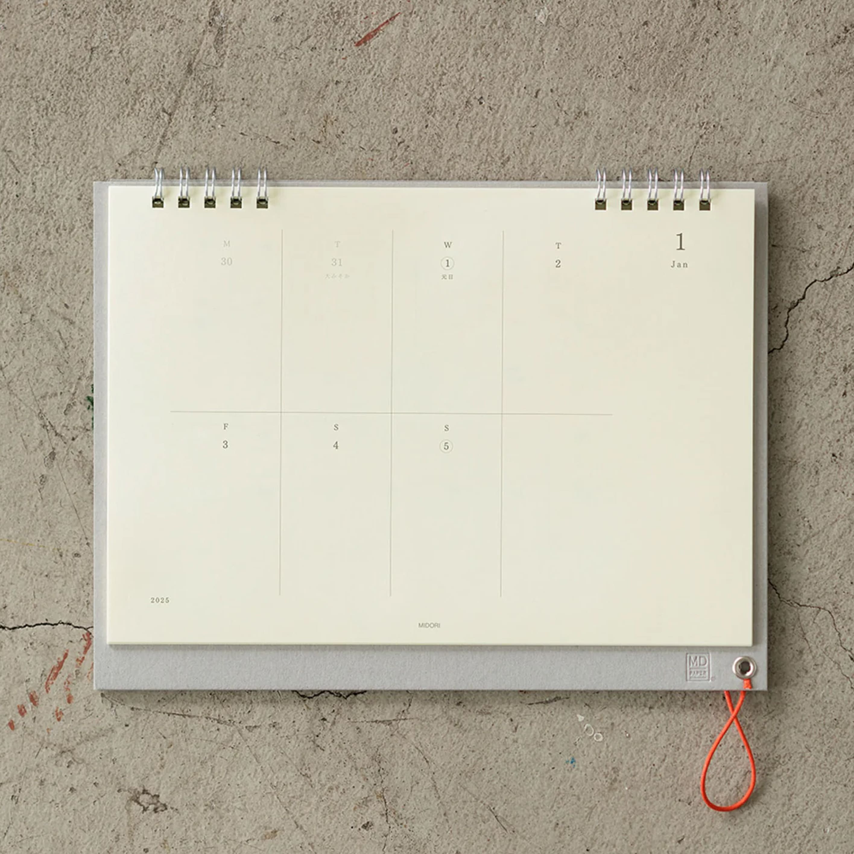 2025 Desk Calendar | Single Weekly | MD Paper | Midori