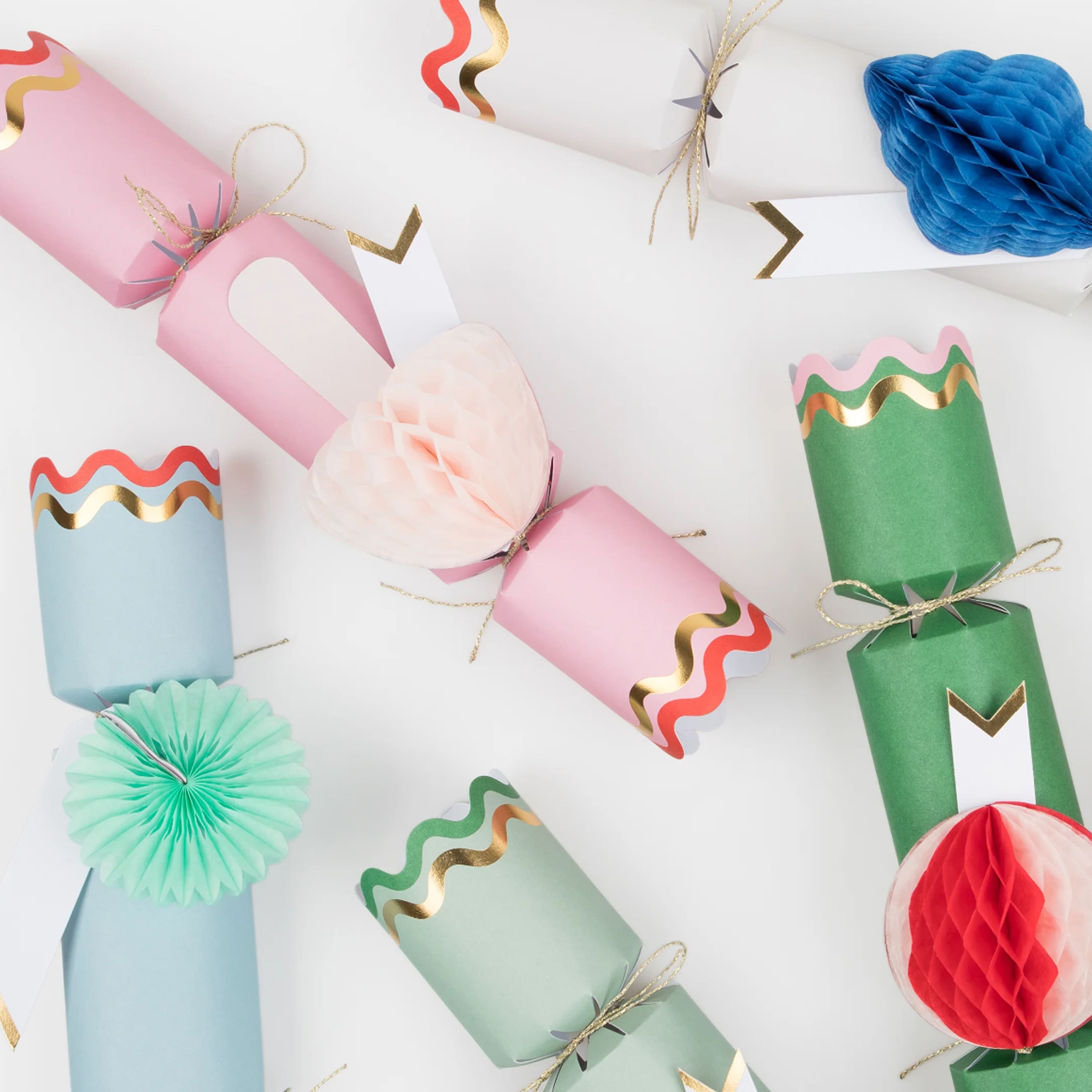 Christmas Crackers | Honeycomb Collection | Meri Meri